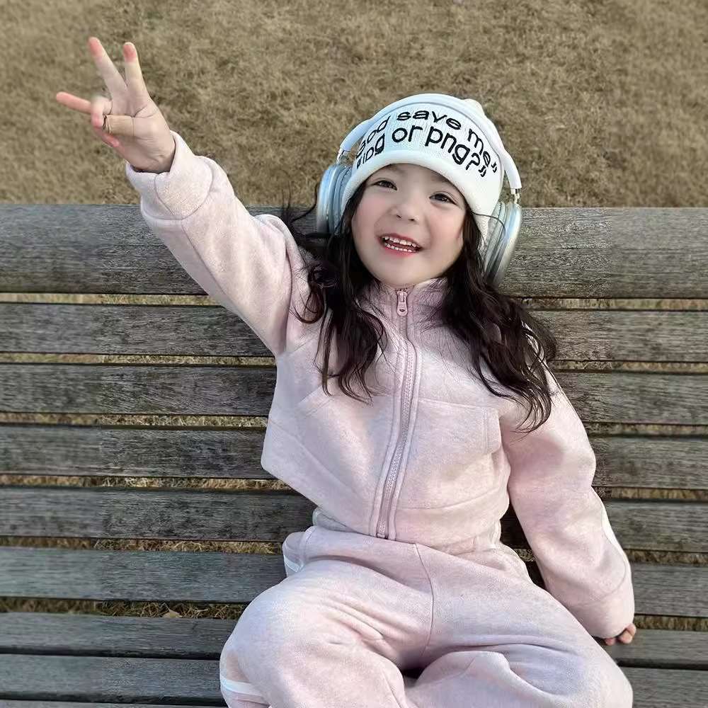 パーカー  子供用ふわもこジップアップセットアップ