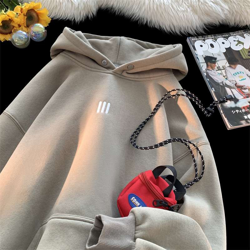  シンプルスリーラインプルオーバーパーカー