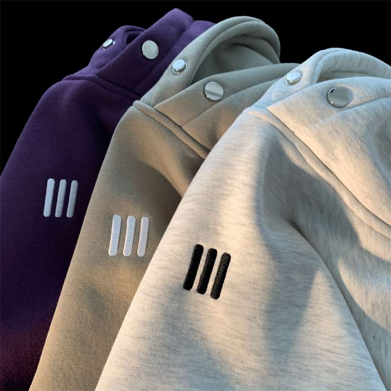  シンプルスリーラインプルオーバーパーカー