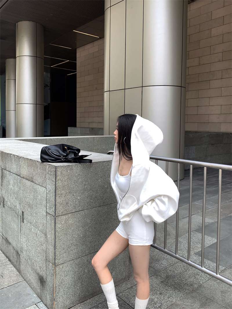オーバーサイズジップパーカー