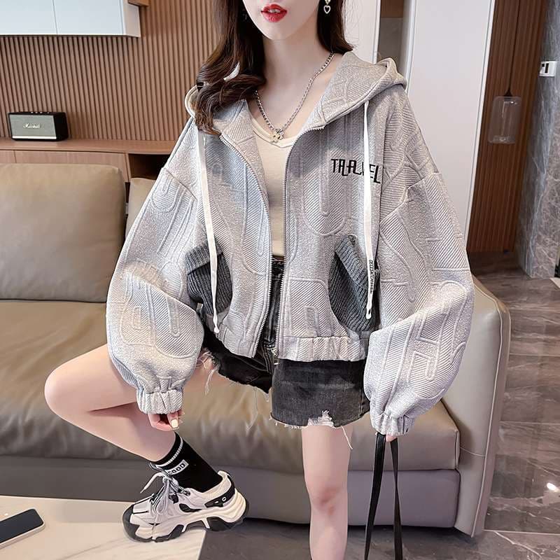 軽やかシルエット ジップパーカー